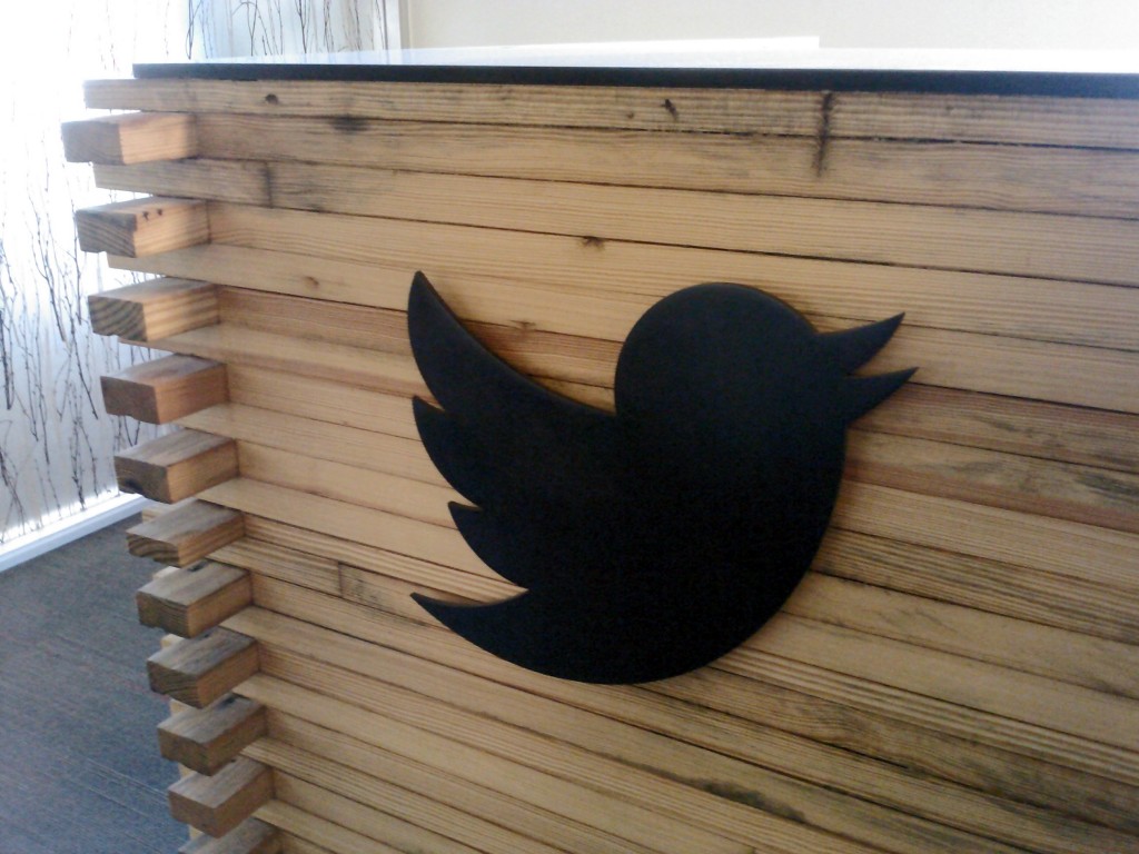 twitter-front-desk-logo
